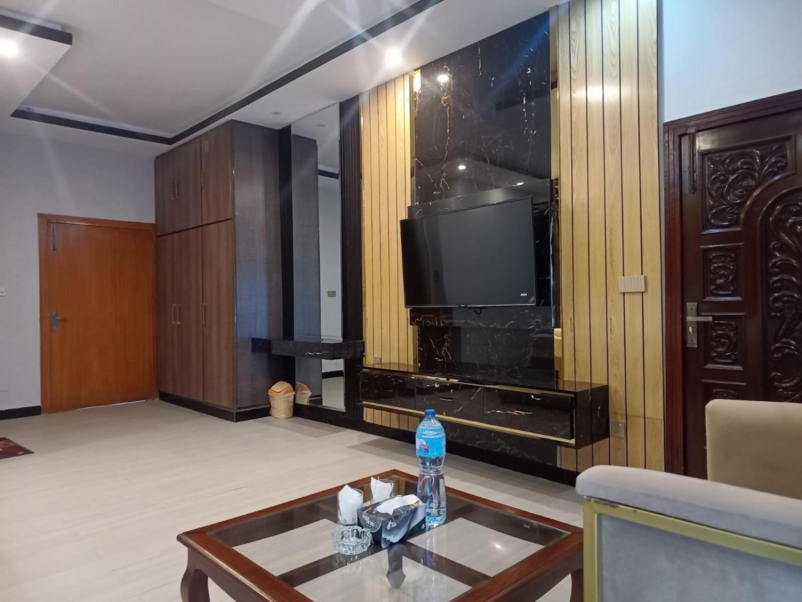 Four Season Boutique Hotel Исламабад Экстерьер фото